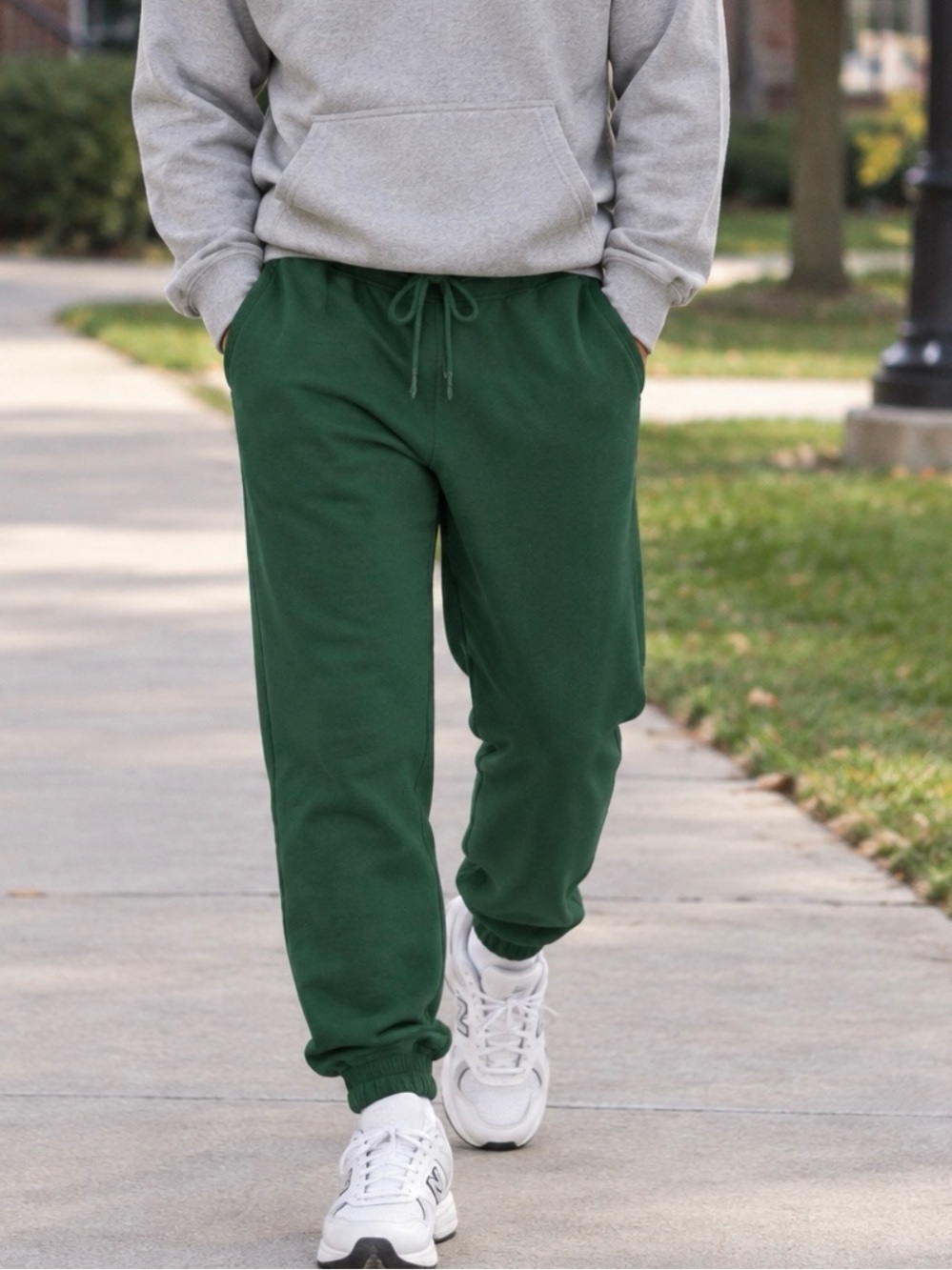 NWT Express Mens Loose Brushed Drawstring Jogger Sweatpants in Green Size XL